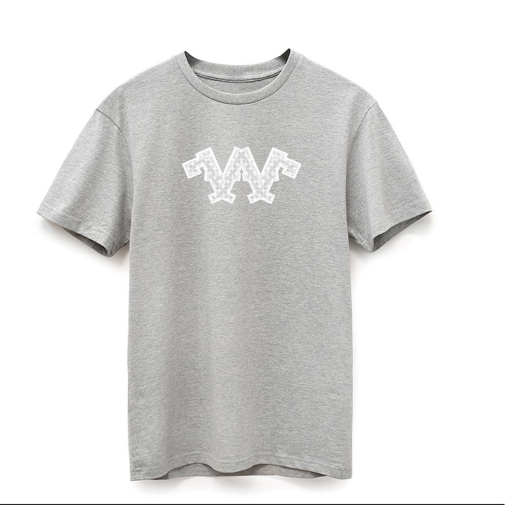 Mens T shirt
